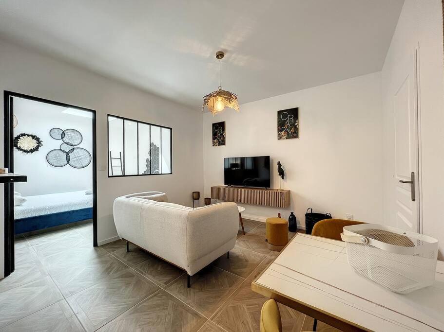 ブジャン・シュル・リブロンLoft Raffine Et Chic Au Calme Proche Du Centre De Beziers Et Des Plagesアパートメント エクステリア 写真